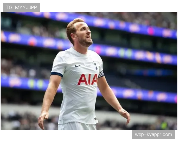 哈里·凯恩能否比肩英格兰传奇前锋？国家队历史地位深度解析